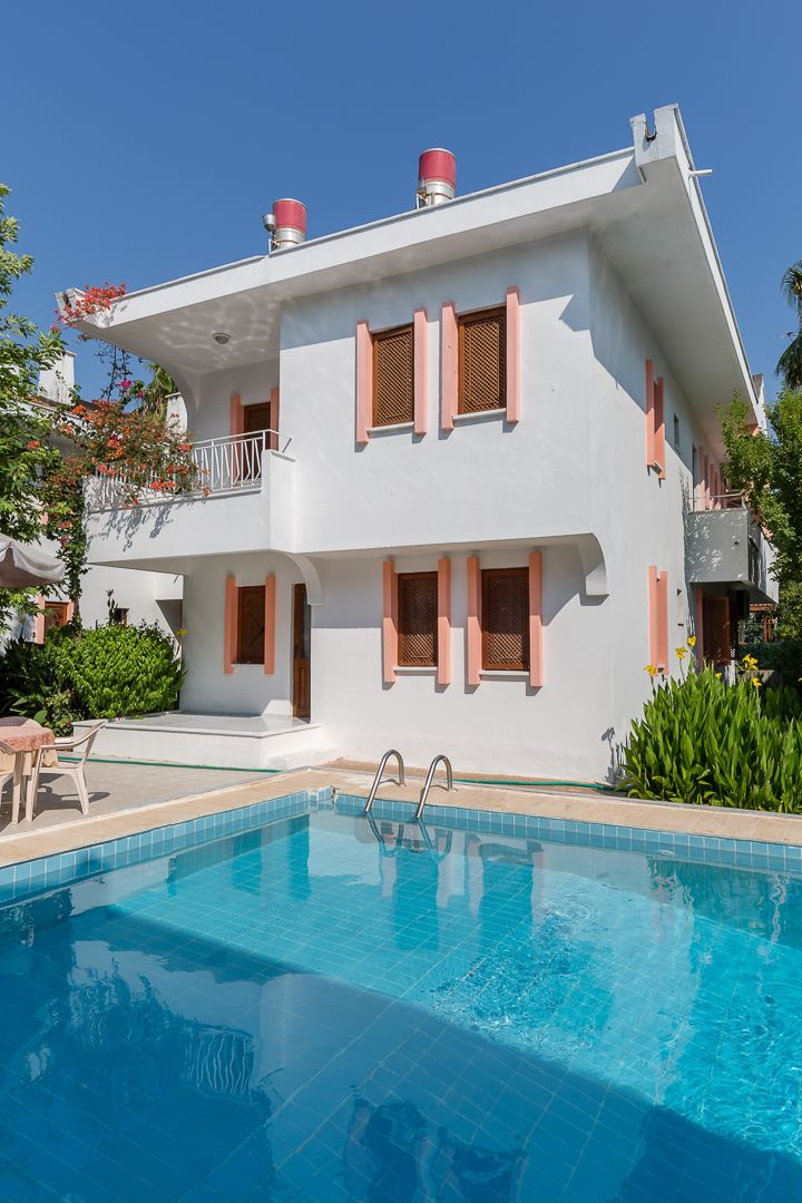 Villa ve havuz